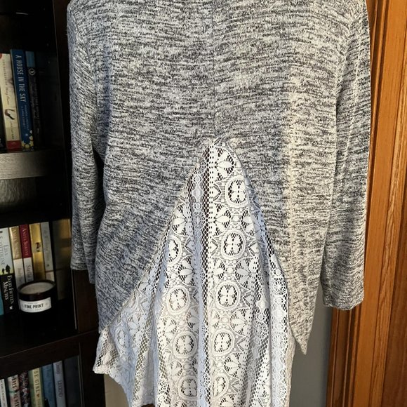 JUNIOR XXL KNITWORKS heathered gray lace back top shirt - Picture 4 of 4